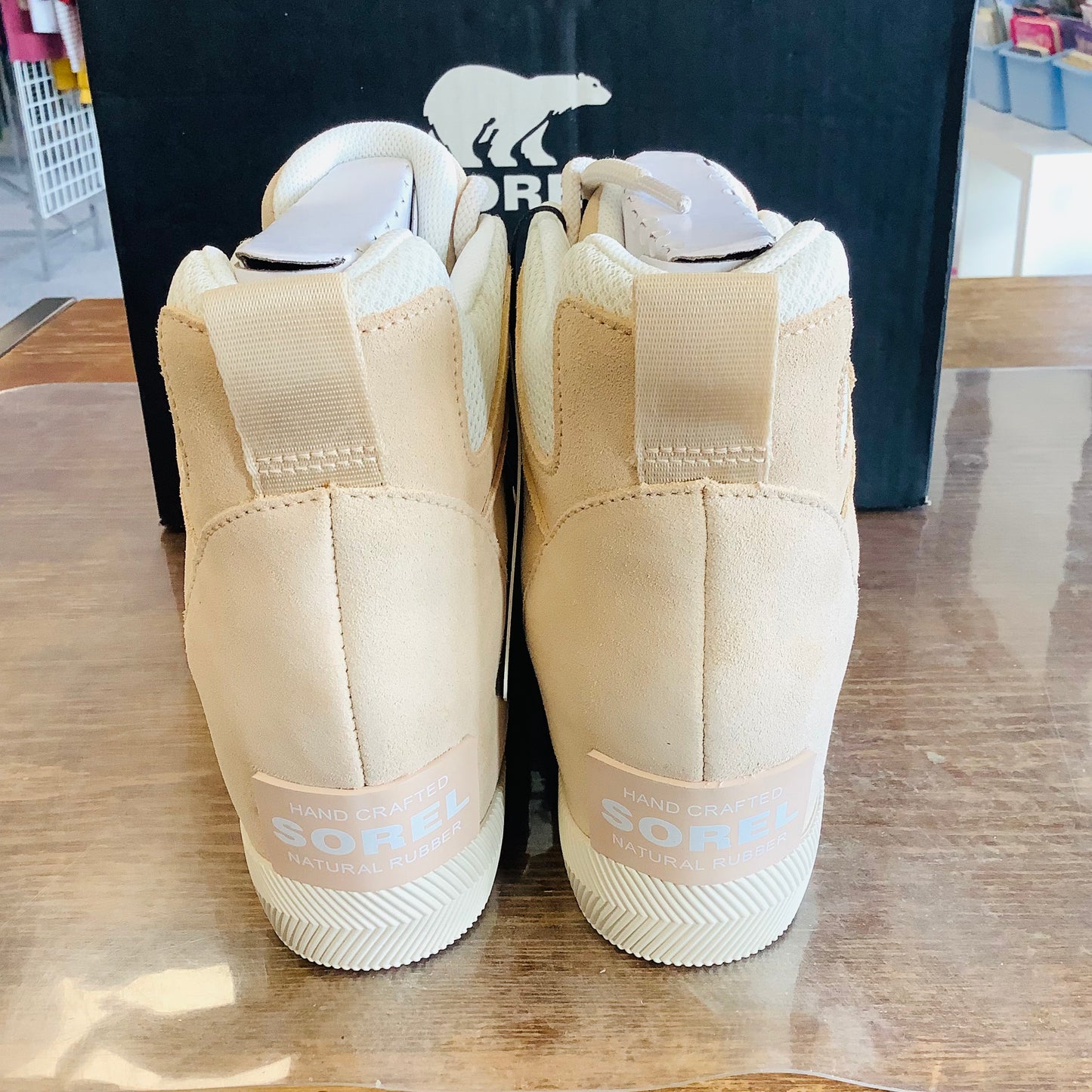 SOREL Out N About size 8.5 Sport Wedge