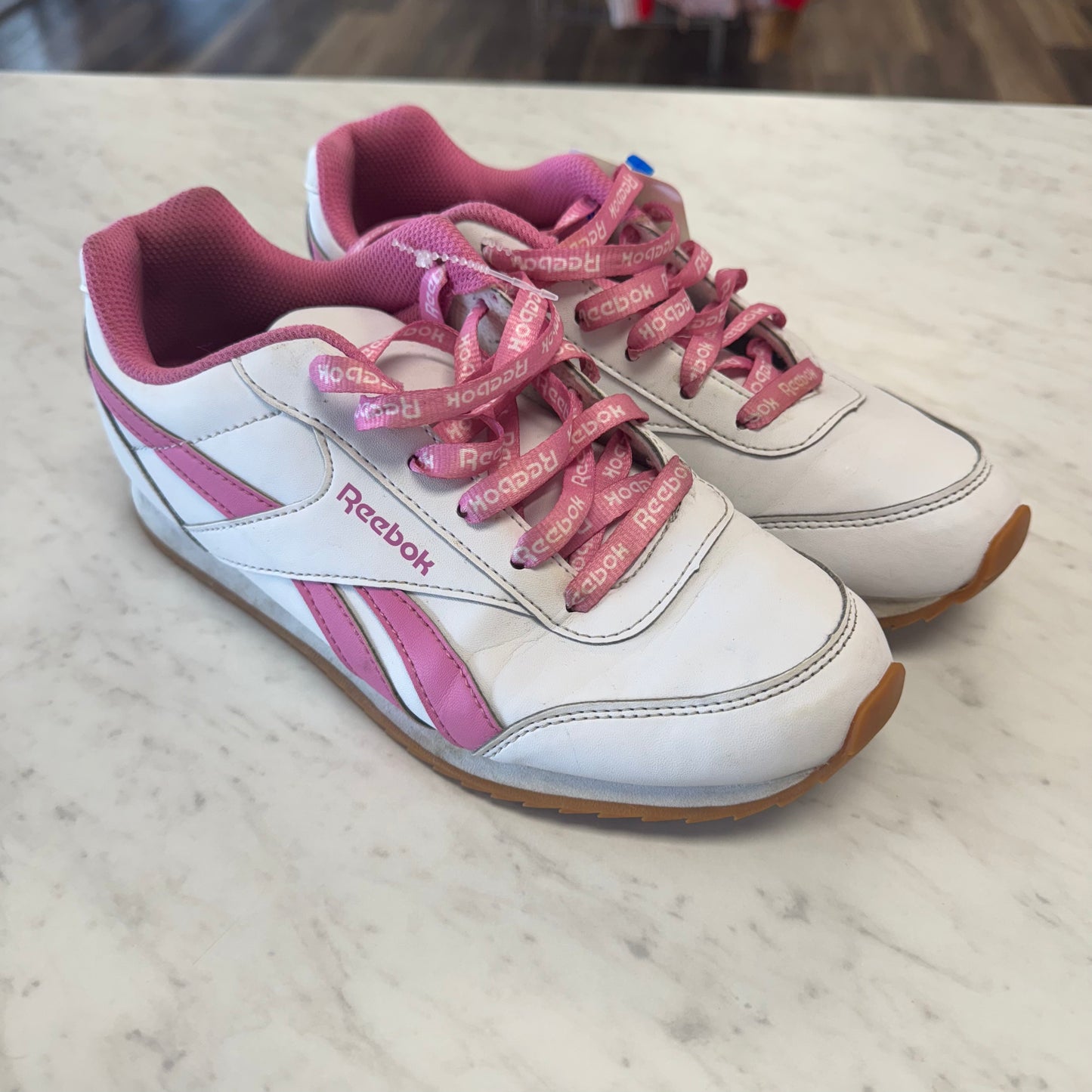 Reebok Size 4