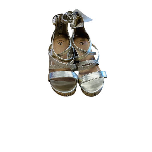 So size 3 golden wedge heels