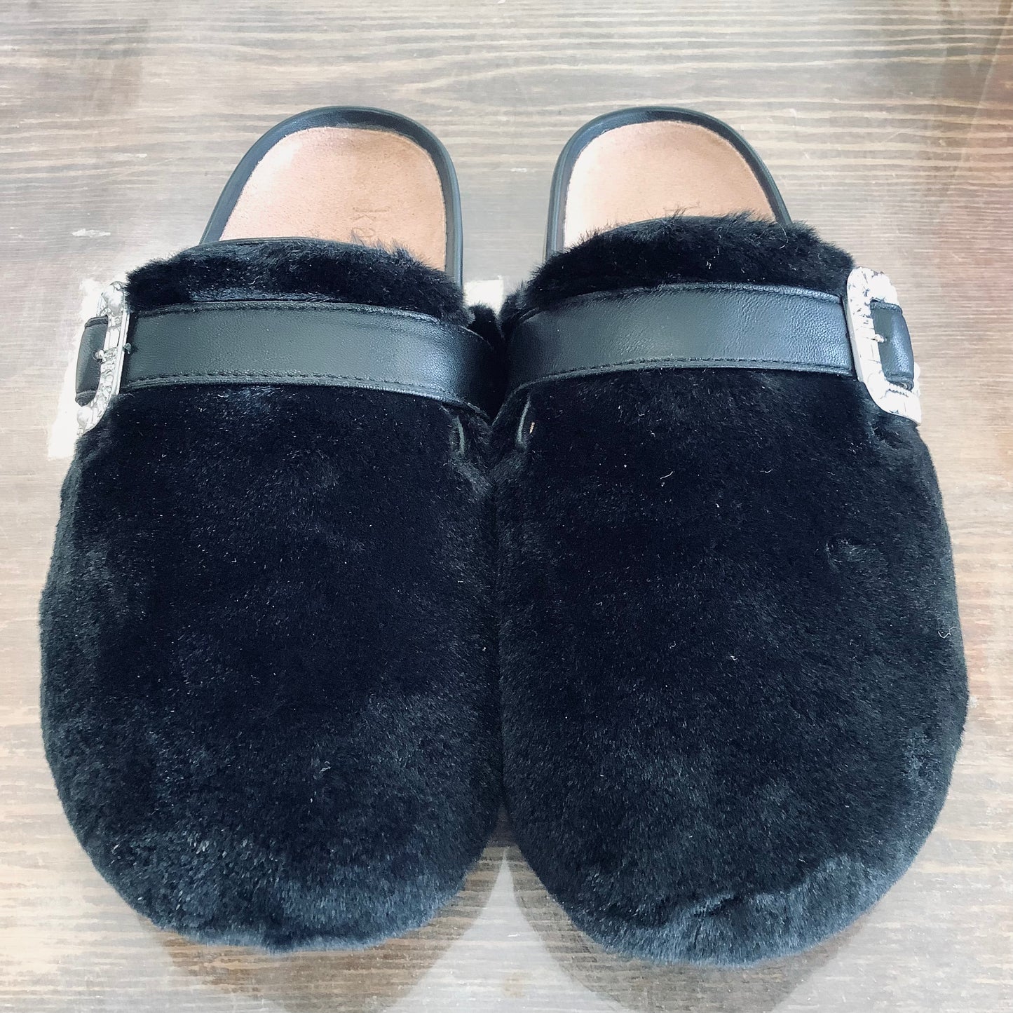 Kate Spade Cici size 7 faux fur black slides