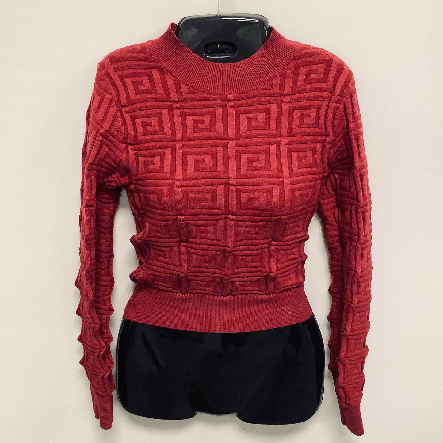 Small textured geo sweater burgundy