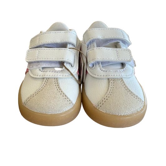 Kids NWT Adidas 5 (little kids)Val Court 3.0 White/Pink Shoes